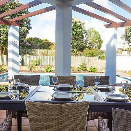 Ferrel Sleeps 8 Wifi Villa *